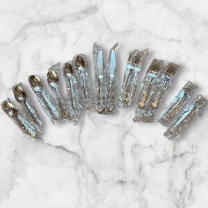 Vintage 1992 Oneida Valerie Stainless Flatware NIB 14 Pieces 2 Place Settings